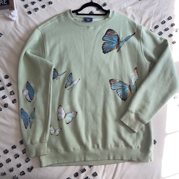 UO coney island butterfly crew🦋 - Picture 3 of 5